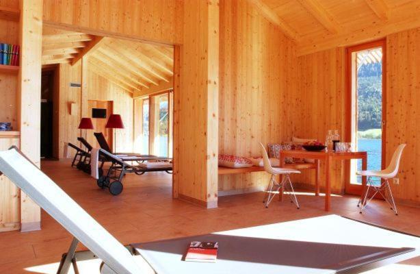 Seehotel Enzian Вайсензее Экстерьер фото